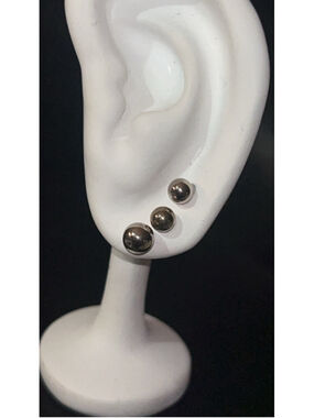 Women's Unbranded Silver Ball Stud Earrings set